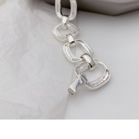 Chain Design Bracelet - Picture 4 of 4